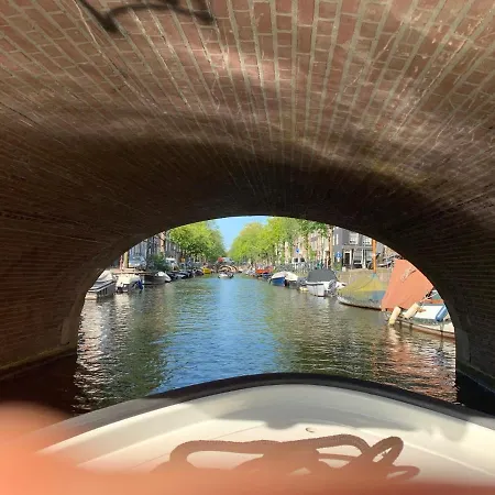 At The Water, Fire Place, Boat And Sup Rent, Near Amsterdam Ferienhaus
