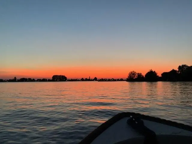 At The Water, Fire Place, Boat And Sup Rent, Near Amsterdam * Aalsmeer
