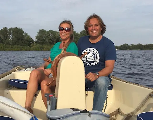 At The Water, Fire Place, Boat And Sup Rent, Near Amsterdam Vakantiehuis Aalsmeer