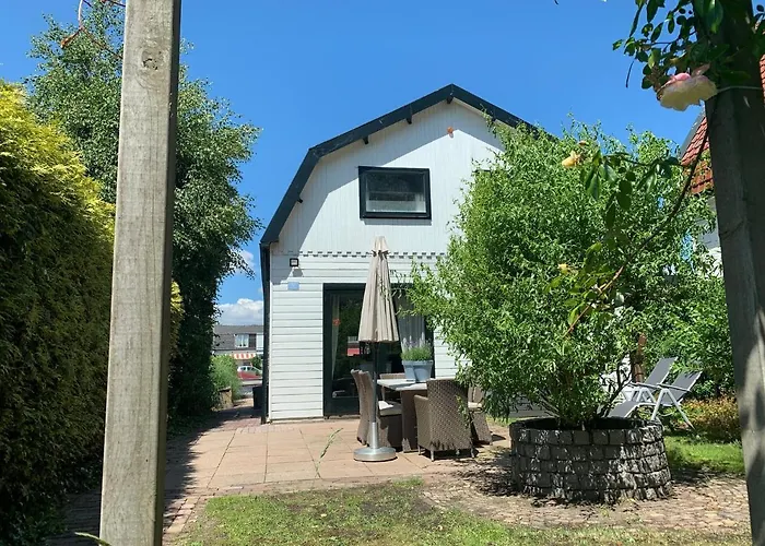 Vakantiehuis At The Water, Fire Place, Boat And Sup Rent, Near Amsterdam