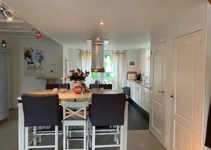 At The Water, Fire Place, Boat And Sup Rent, Near Amsterdam Vakantiehuis *